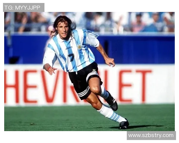 什么是球星足球及其在全球足球文化中的重要地位与影响